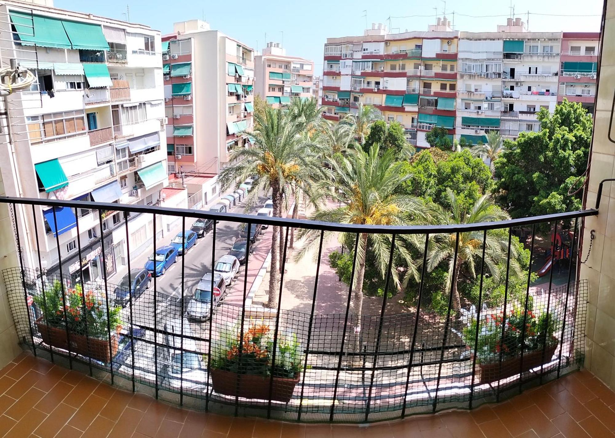 אליקאנטה Ricardo Hostal Apartamento 3 Habitaciones מראה חיצוני תמונה