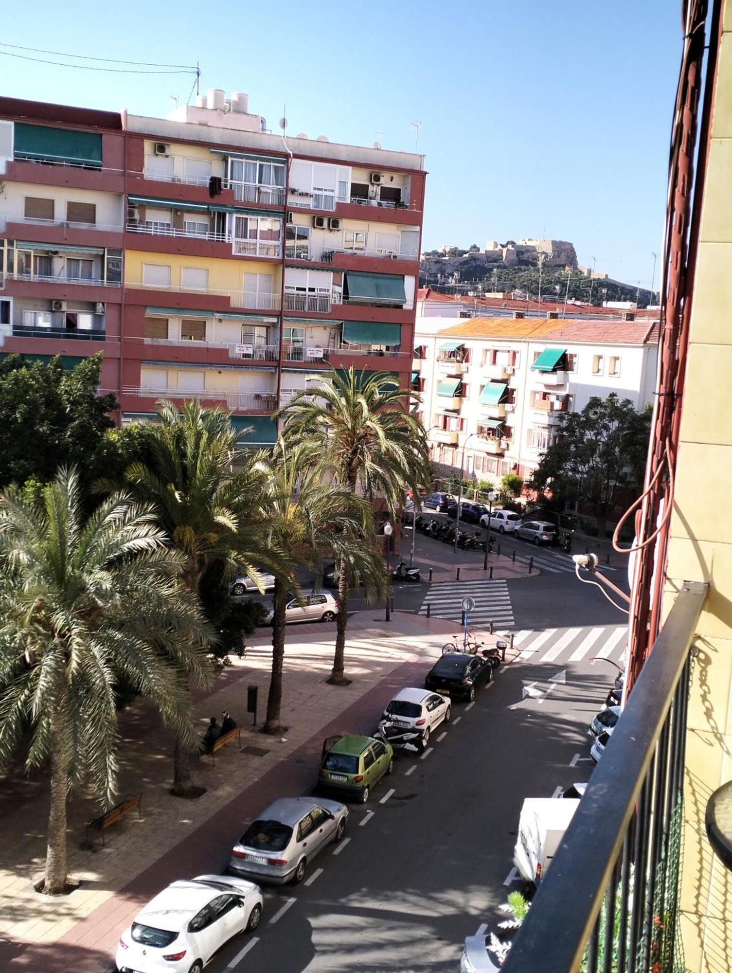 אליקאנטה Ricardo Hostal Apartamento 3 Habitaciones מראה חיצוני תמונה