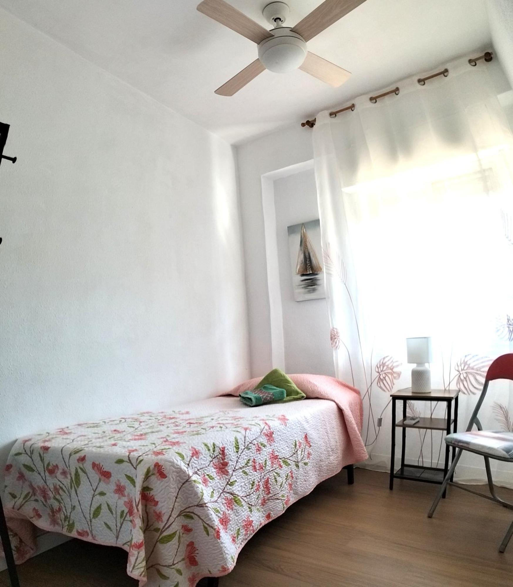 אליקאנטה Ricardo Hostal Apartamento 3 Habitaciones מראה חיצוני תמונה